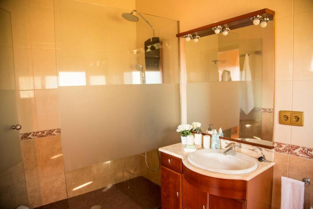 Casa Bella Con Piscina Villa Caldes De Montbui Dış mekan fotoğraf