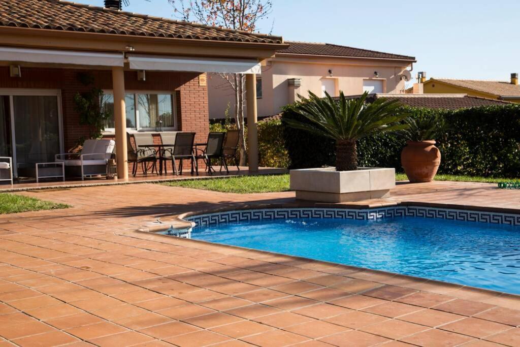 Casa Bella Con Piscina Villa Caldes De Montbui Dış mekan fotoğraf